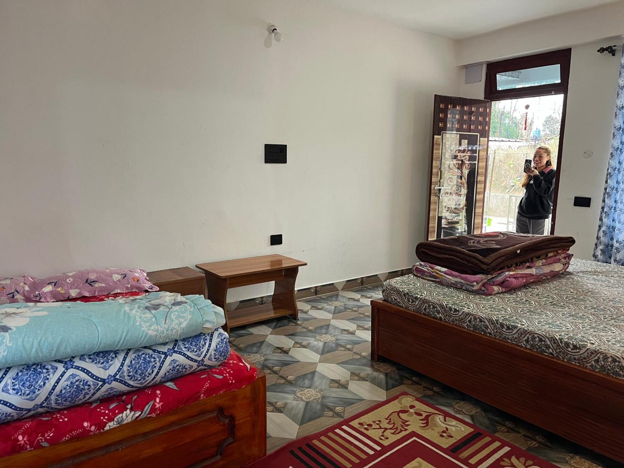 Pradhan Homestay Mirik - Homestay Beside Mirik Lake Exteriör bild