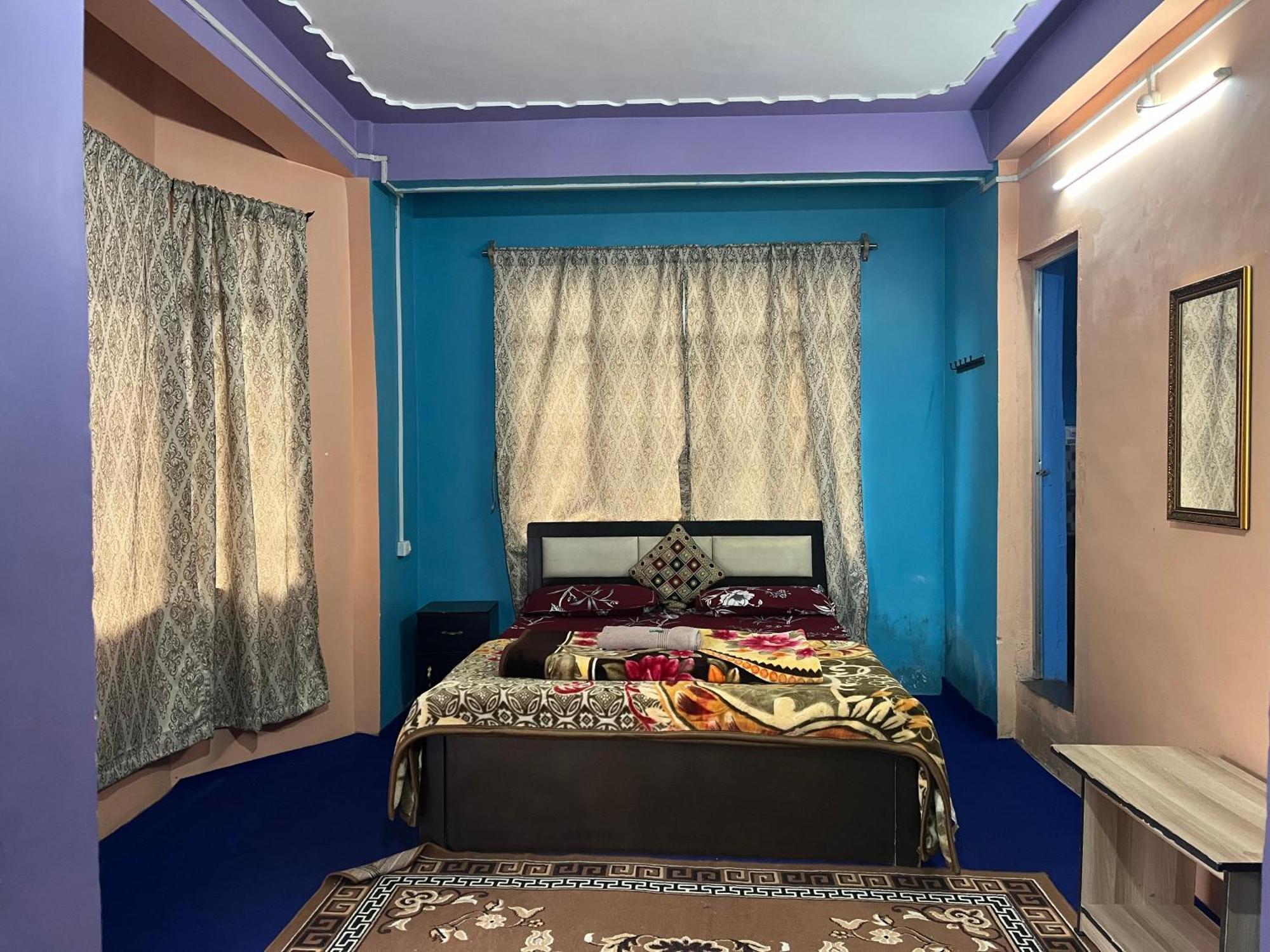 Pradhan Homestay Mirik - Homestay Beside Mirik Lake Exteriör bild