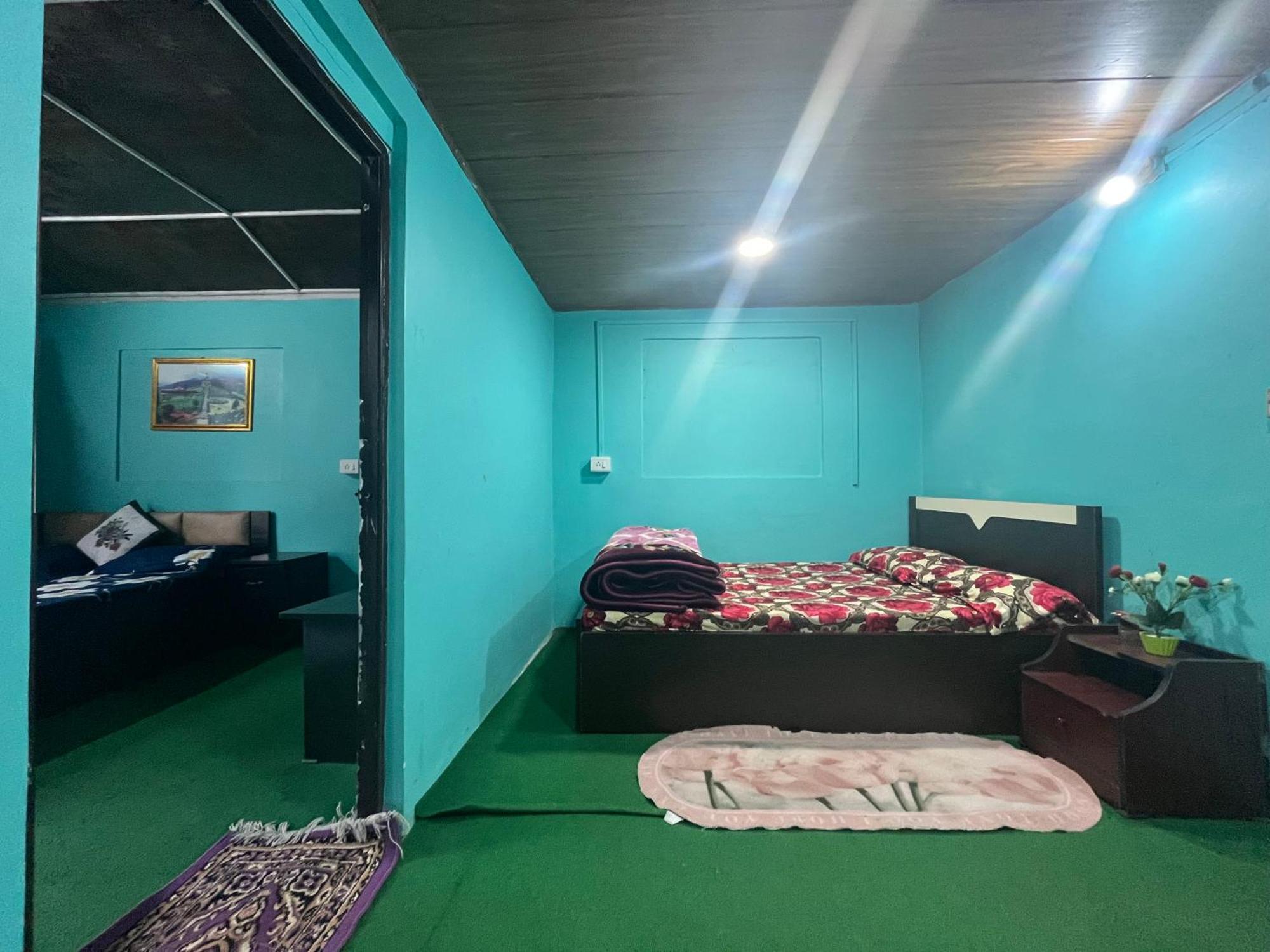 Pradhan Homestay Mirik - Homestay Beside Mirik Lake Exteriör bild